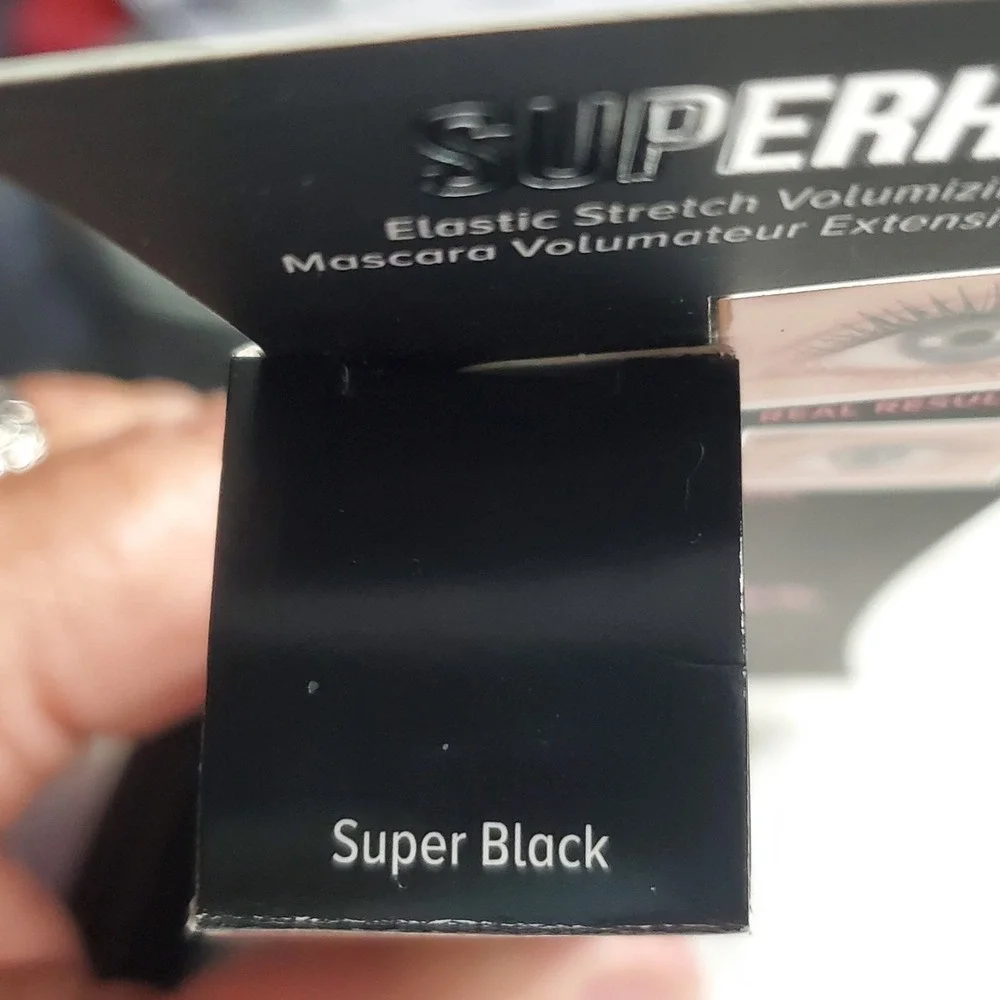 IT Cosmetics Superhero No-Tug Shadow Stick Silk Armor 0.05 oz/ and Black Mascara